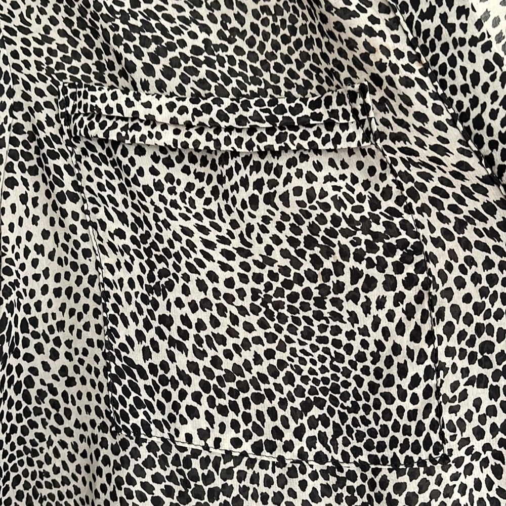 Animal Print Top - Picture 2 of 7